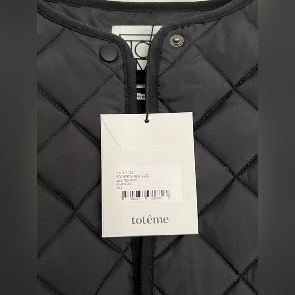 NWT TOTEME Quilted jacket black Size XXS - Picture 2 of 7